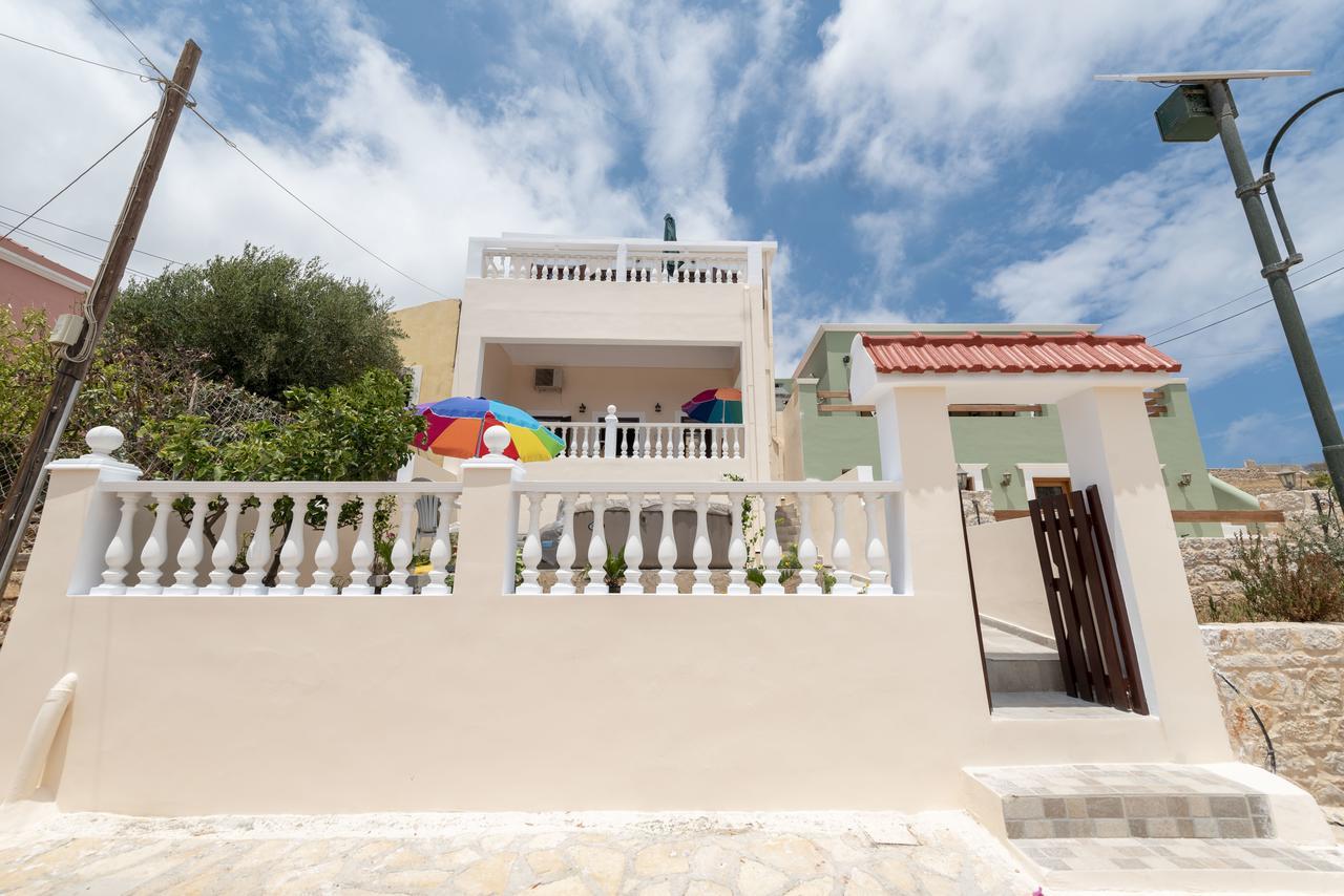 Filoxenia Apartments Chalki Town 외부 사진